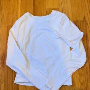 Aritzia White Long Sleeve Tee